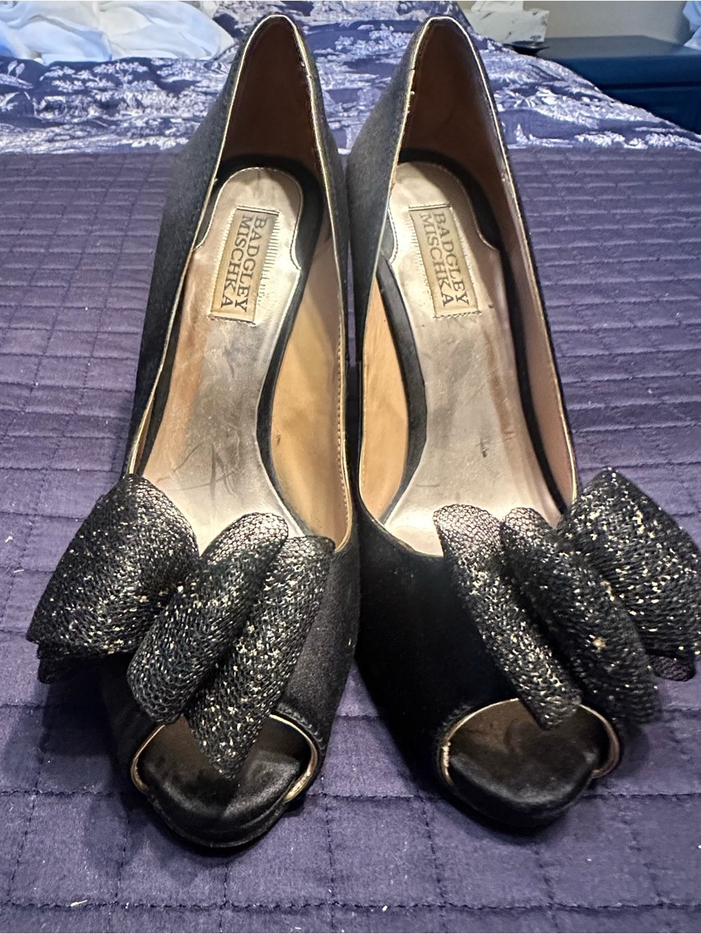 Badgley Mischka Black Glitter Bow Peep-Toe Pumps
